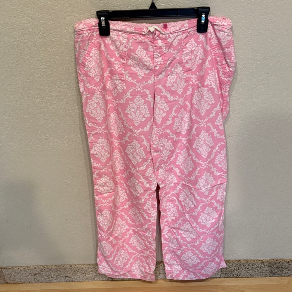 PINK Victoria's Secret Pink and White Lounge Pants